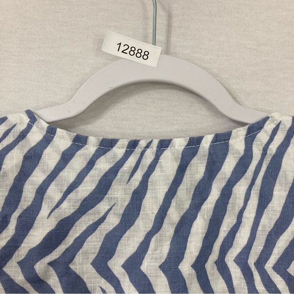 Tahari Blue White 100% Linen Rolled Tab Button Down size 1X - Picture 11 of 11